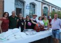 El Campo de Peñaranda disfruta de una multitudinaria parrillada repartiendo 400 raciones dentro de sus fiestas del Corpus