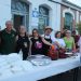 El Campo de Peñaranda disfruta de una multitudinaria parrillada repartiendo 400 raciones dentro de sus fiestas del Corpus