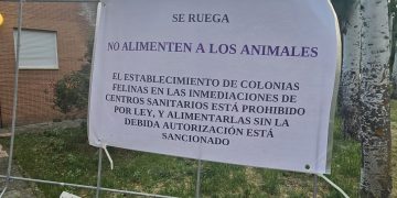 Petición para no alimentar a los gatos en la zona del centro de salud de Peñaranda debido a la prohibición que recoge la ley