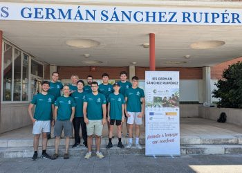 El IES Sánchez Ruipérez, de Peñaranda, participa en DEMETERIA y crea una solución tecnológica para la agricultura de precisión