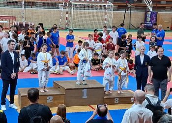 Gran actuación del club Karate CID de Peñaranda en el campeonato autonómico en edad escolar celebrado en La Bañeza