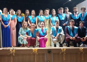 El IES Senara celebra en Babilafuente la ceremonia de graduación de los alumnos de segundo de Bachillerato que dejan el centro