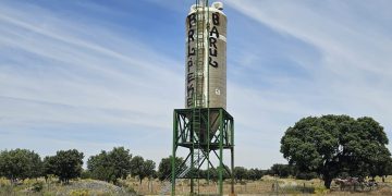 «Sky spots» en Babilafuente y en el monte Araúzo: la peligrosa moda de los grafitis de altura que deja su huella en la comarca