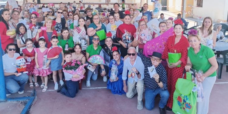 Villoria se viste de gala este sábado en la celebración de su VII Feria Rociera con un rotundo éxito de público y actividades