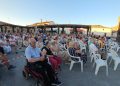 «El Brujo» cautiva al público en la plaza de Mancera de Abajo con su particular visión de San Juan de la Cruz en «La Luz Oscura»