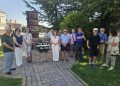 Peñaranda mantiene vivo el recuerdo de las víctimas del Polvorín: el Ayuntamiento realiza una ofrenda floral en el 87 aniversario