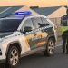 La Guardia Civil presta los primeros auxilios a un varón que se encontraba inconsciente tras desplomarse en una nave en Villoria