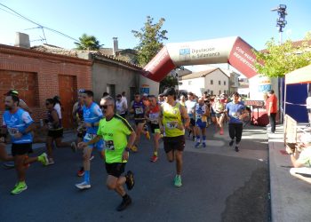 Villoria cierra un intenso fin de semana cultural y deportivo con la carrera solidaria Virgen de la Vega a favor de la asociación AIPA
