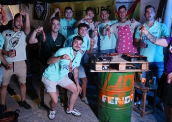 Un recorrido por la «ciudad de las carpas» en Peñaranda: el lugar donde las peñas viven la fiesta y nadie se siente forastero