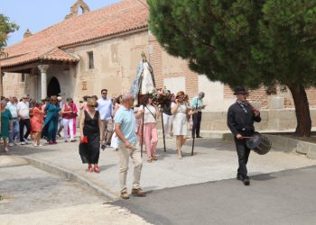 Cantaracillo vuelve a salir a la calle para acompañar a la Virgen de la Asunción y mostrarle la devoción popular en su día grande