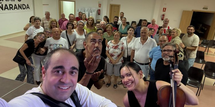 Raúl Díaz de Dios inaugura las Noches de Cultura en El Campo de Peñaranda con un gran recital y la música como protagonista