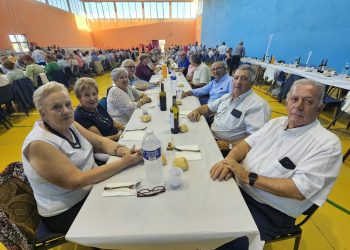 Cantalpino despide sus fiestas con el tradicional Día de los Mayores que han compartido una cena de arroz con bogavante