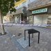 «Milagro» en el Paseo de la Estación de Peñaranda tras la caída de cascotes de la fachada de un edificio sin causar daños personales
