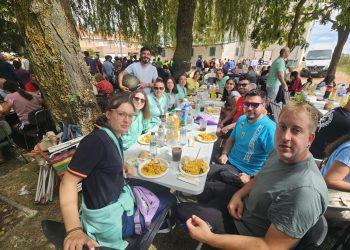 Huerta despide sus fiestas patronales en honor de San Bartolo con una jornada marcada por la paella popular y la música