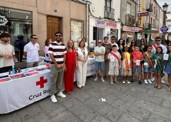 La diversión infantil toma las calles de Peñaranda en una mañana de Ferias marcada por los juegos, los cabezudos y la solidaridad