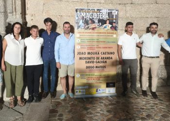 Macotera presenta la programación de sus fiestas de San Roque con los festejos taurinos y las verbenas como grandes reclamos