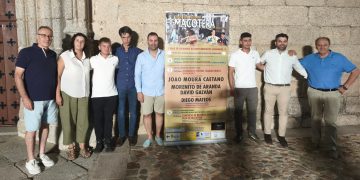 Macotera presenta la programación de sus fiestas de San Roque con los festejos taurinos y las verbenas como grandes reclamos