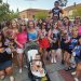 Peñaranda vive ya su apoteosis festiva con la multitudinaria y colorida concentración de las peñas en la plaza de España
