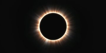 Donar sangre en Peñaranda el próximo 11 de agosto tendrá premio: unas gafas homologadas para ver el eclipse del día 12