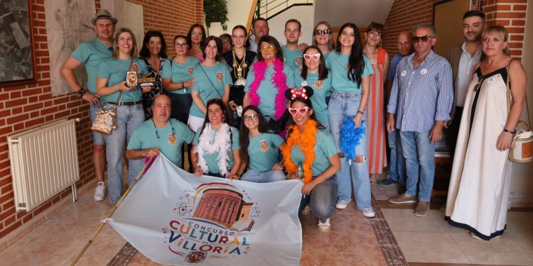 Pregoneros de «alfombra roja» en Villoria con un merecido reconocimiento a los organizadores del concurso cultural