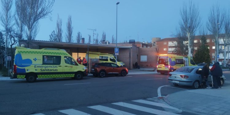 Un accidente en la carretera de Bóveda del Río Almar deja tres heridos en una colisión en la que se vieron implicados tres coches