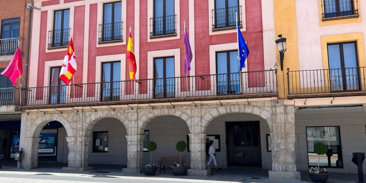El PP de Peñaranda denuncia que el Ayuntamiento no ha realizado en 15 años las inspecciones obligatorias en sus edificios