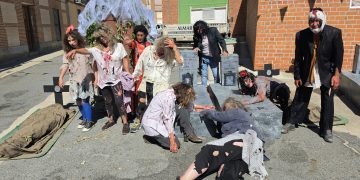 Bóveda del Río Almar ya tiene ganadores del esperado concurso de disfraces: los muertos vivientes, el circo y los furbys