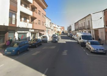 Roban la cadena de oro a una mujer de 76 años en Peñaranda por el conocido método del abrazo haciéndose pasar por su doctora