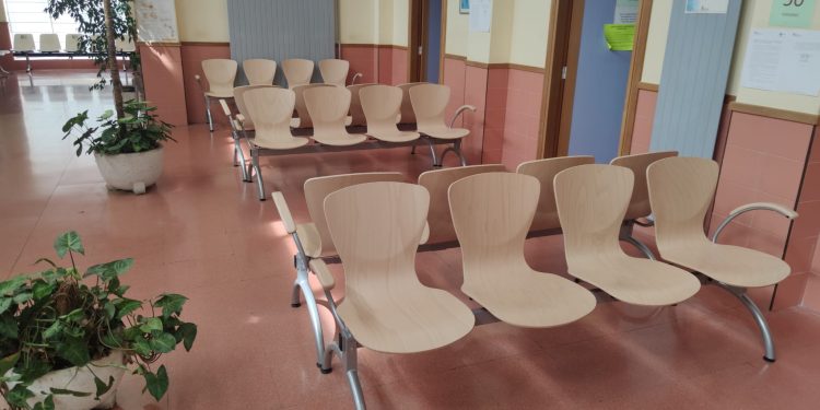 El PSOE lleva a las Cortes el malestar vecinal en Peñaranda por los retrasos de hasta 15 días en las citas con el médico de familia