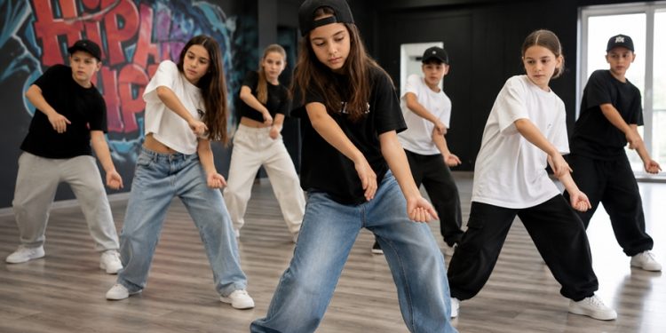 La danza urbana se suma en Peñaranda como disciplina artística a la oferta de la Escuela Municipal de Música para este curso
