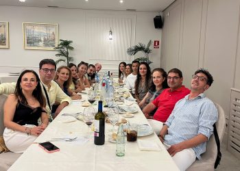 Los primos García, de Villoria, organizan un animado encuentro y comparten una cena de confraternidad en Las Cabañas