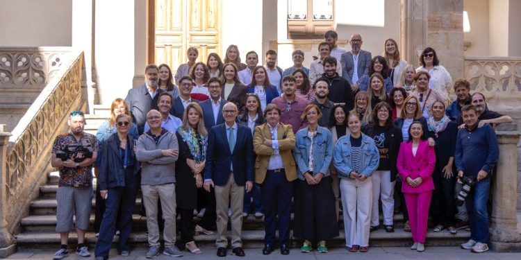 Javier Iglesias se despide de los medios de comunicación con un acto en la Diputación provincial de Salamanca: «Una sociedad es tanto más justa cuando esa sociedad está mejor informada»