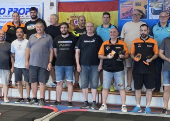 El Campeonato de España Interclubes Mini-Z 2026 finaliza en Peñaranda con éxito de participación y público en el pabellón
