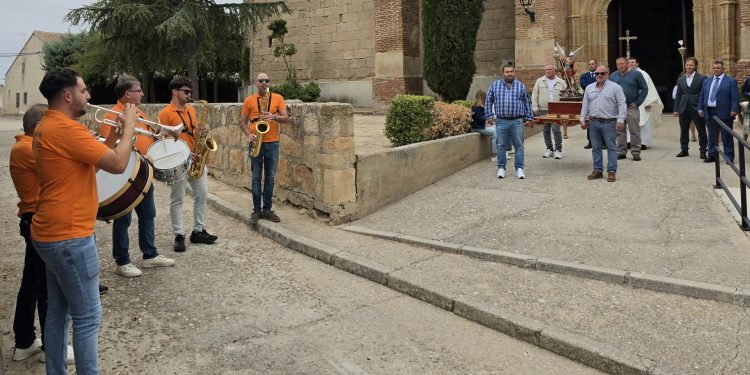 Tarazona de Guareña honra a su patrón, San Miguel Arcángel, ya en la recta final de unas intensas y participativas fiestas