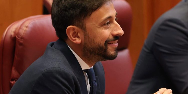 El PSOE reclama de nuevo en las Cortes un espacio cubierto para la Educación Física en el «Unamuno» de Peñaranda