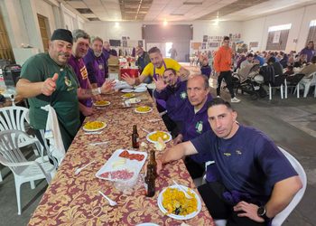 Último «empujón» para el paso del Medinaceli con la comida de hermandad organizada por la cofradía nazarena en Peñaranda