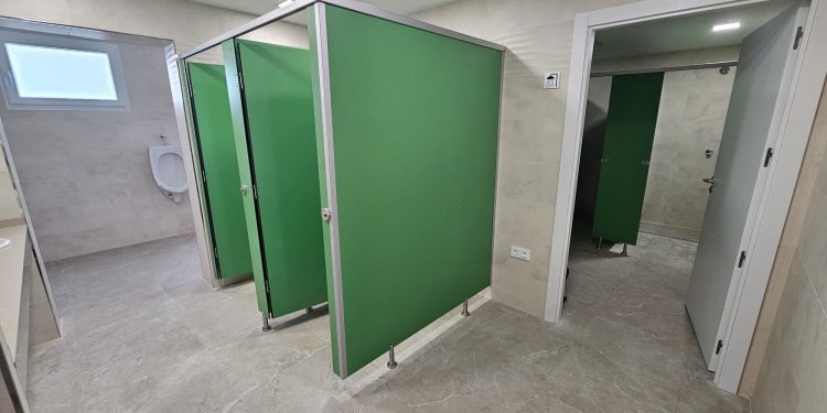 Peñaranda licita por más de 173.000 euros la segunda fase de la reforma de los vestuarios de las piscinas municipales