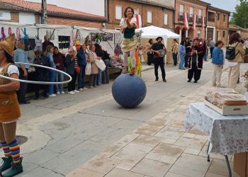 Rágama celebra contra «lluvia y marea» su XI Feria Mudéjar con mercado de artesanos, música y animaciones de calle