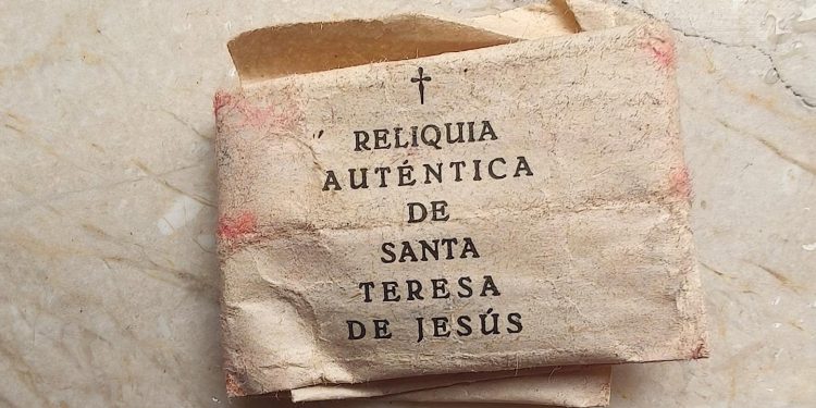 Aparece una reliquia de Santa Teresa de Jesús en Villoria: un nuevo hallazgo en la casa del ingeniero Fernando Gallego